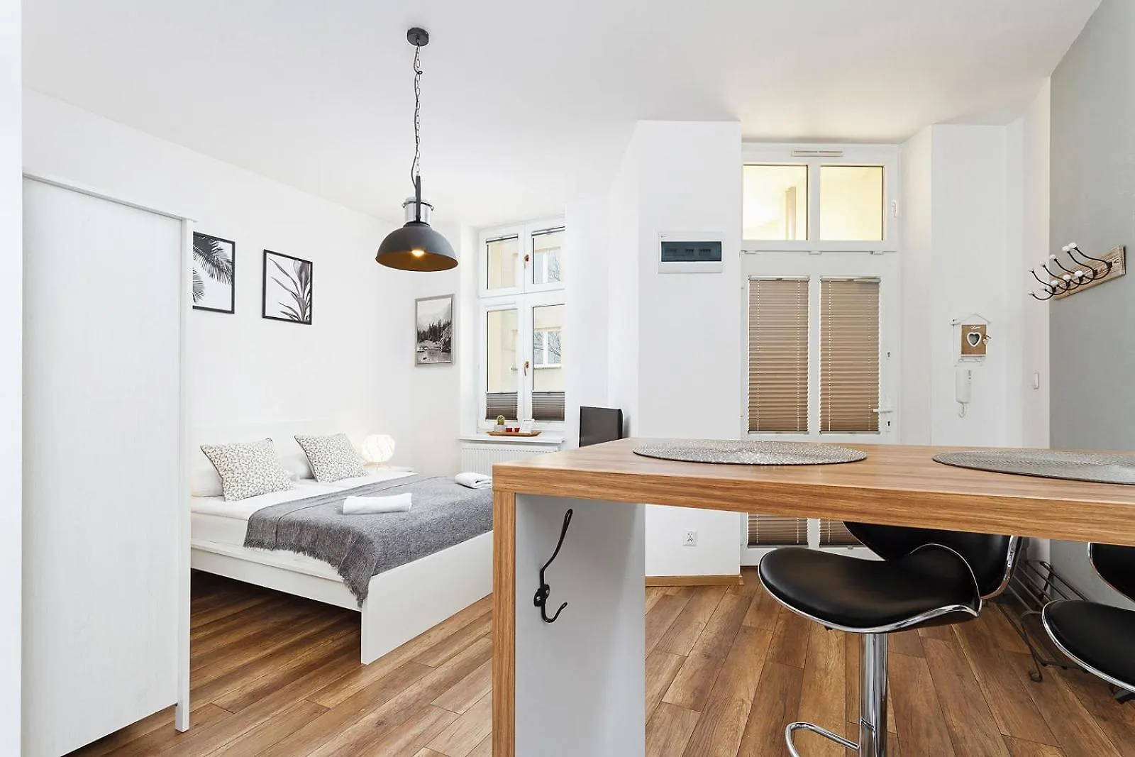 Charming Studio - 54 Starowislna Street Krakow Apartment